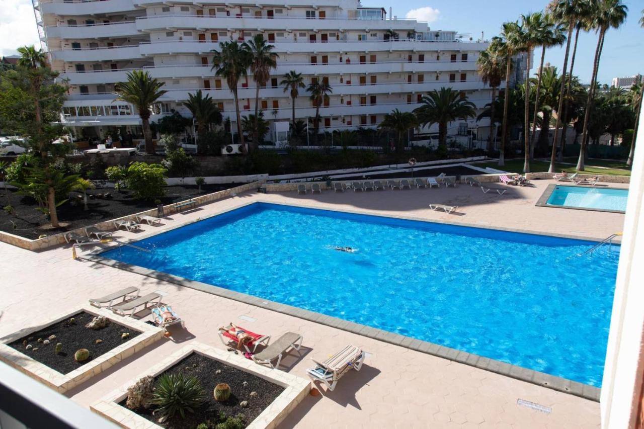 Modern Apartment With Pool And Wifi Playa Feñabe Esterno foto